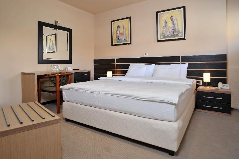 Hotel Zelengora Kragujevac Pokoj fotografie