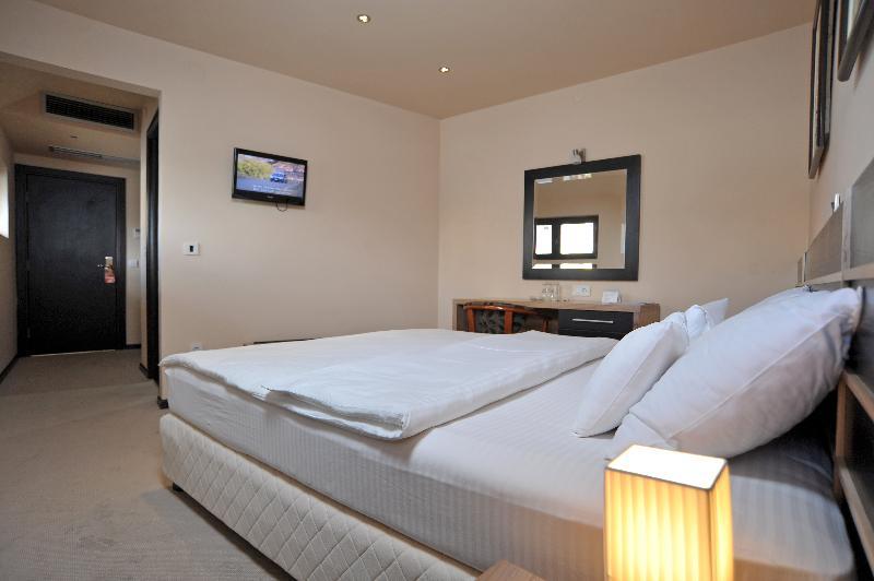 Hotel Zelengora Kragujevac Pokoj fotografie